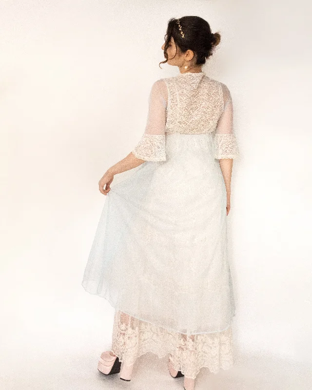 women robes with a soft - touch fabric for a pleasant feelVintage 1950s Sheer Robe Baby Blue