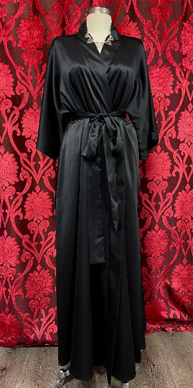 FULL LENGTH SATIN LIVIRAE ROBE W/ POCKETS BLACK