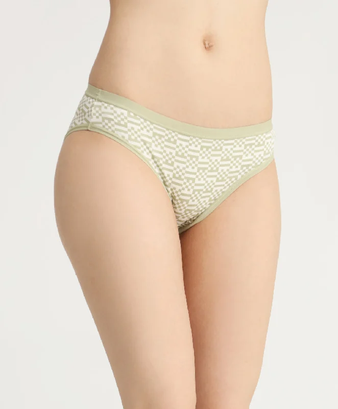 Bra with a plus - size back - closure for a secure fit​ 5PC Pack Nostalgia Comfort Cotton Mini