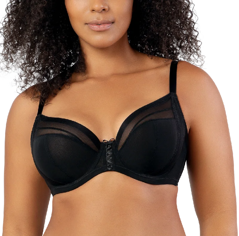 T - shirt bras with a seamless and smooth finish for wearing under T - shirts​ Parfait Shea Black Plunge Unlined Bra P6062