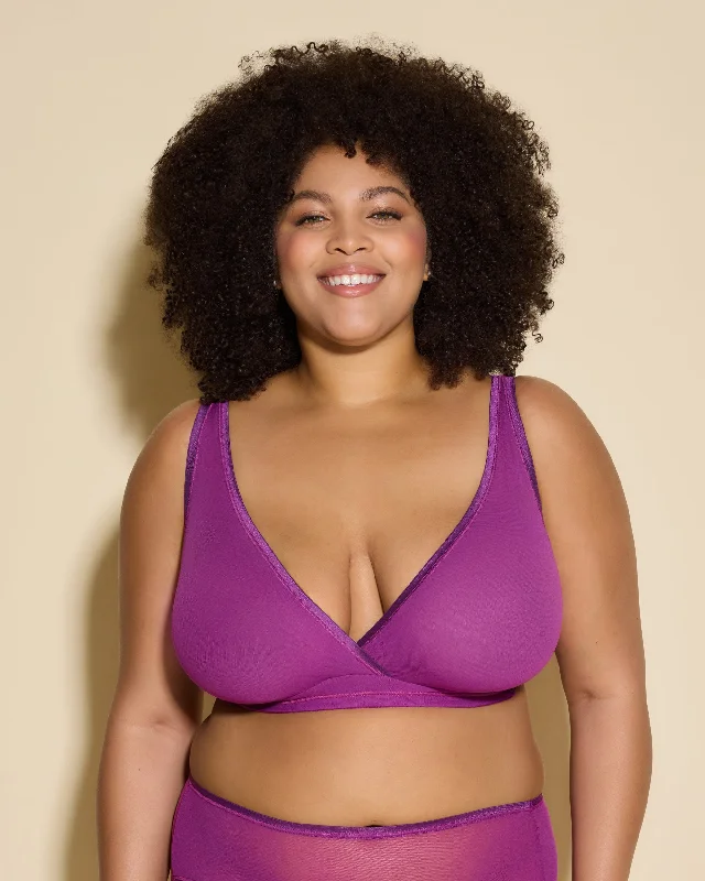 Bra with a satin finish for a luxurious look​ Ultra Curvy Bralette