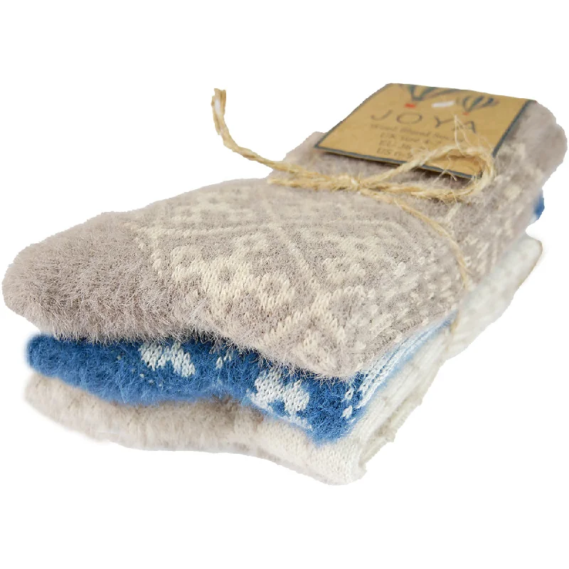 3 pairs of fawn and blue ultra soft socks