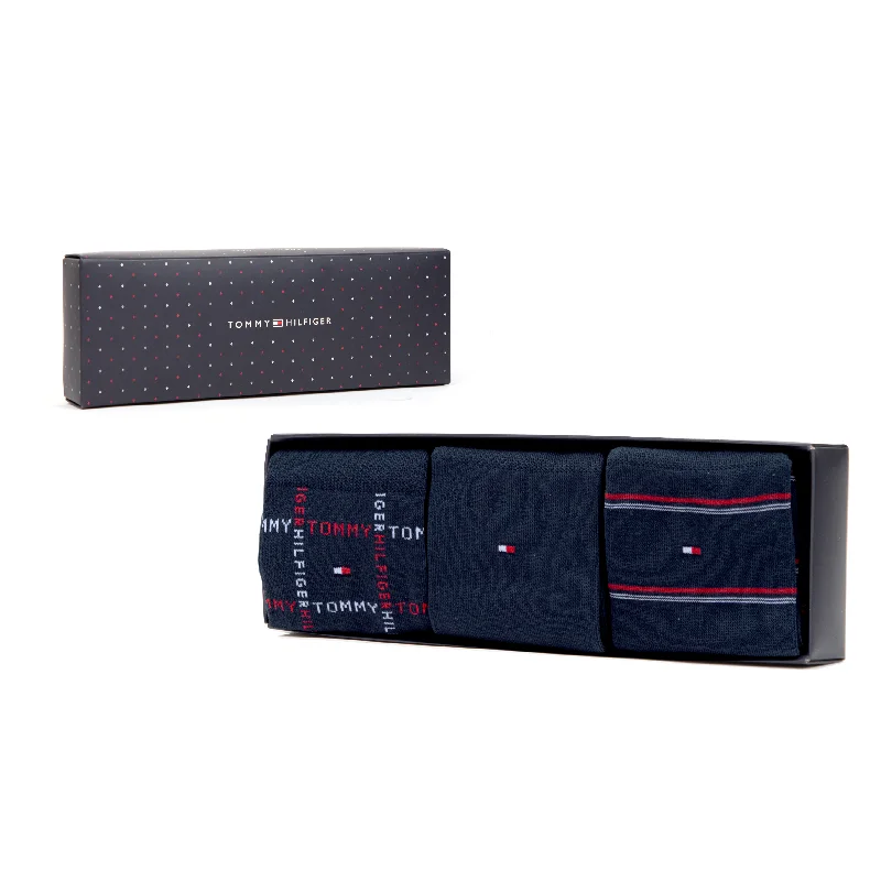 Tommy Hilfiger Men's 3-Pack Classics Grid Stripe Socks Gift Box Navy